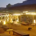Fox House Resort Apartment Hotel